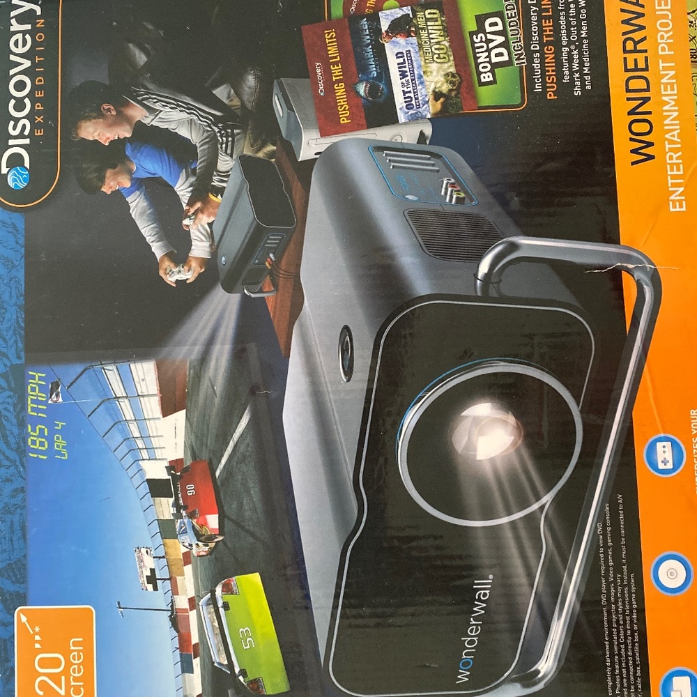 Projector screen